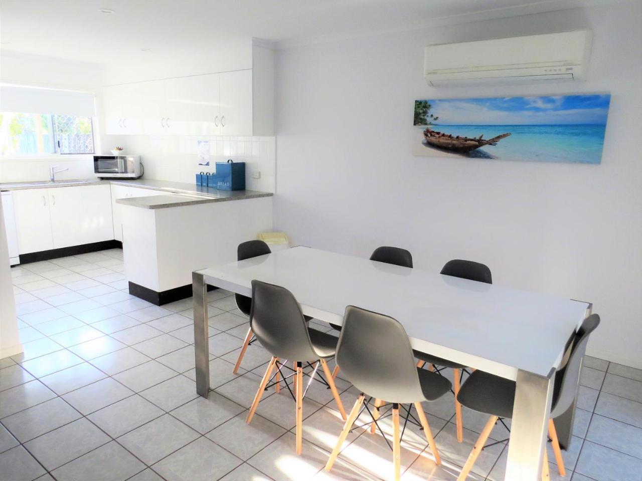 The Shores Holiday Apartments Mackay Zewnętrze zdjęcie